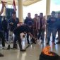 Masa Aksi AMM depan Kantor Bupati Pohuwato. Orator Abdurrahman G. 