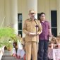 Bupati Pohuwato memberikan arahan pada apel perdana di halaman kantor Bupati(foto istimewa) 