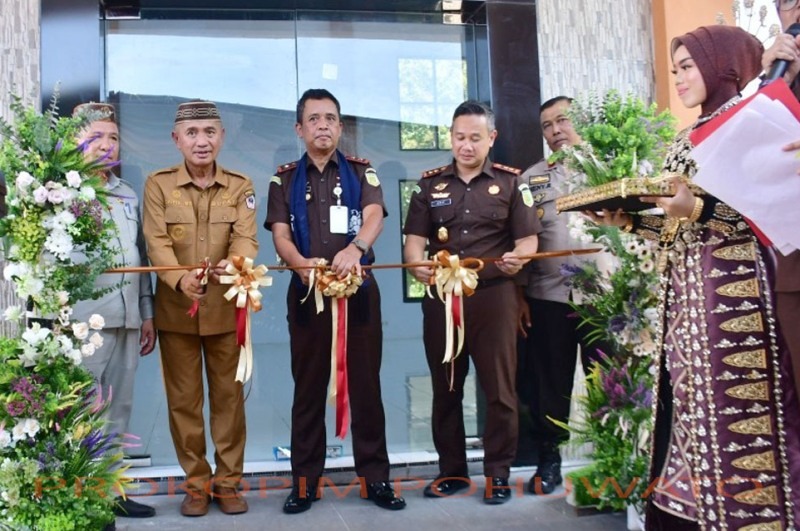 Pengresmian Aula Basrief Arief Oleh Bupati Saipul Mbuinga dan FORKOPIM Pohuwato