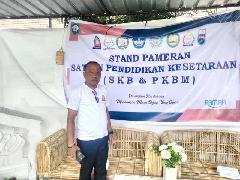 Sekretaris DPD Forum Komunikasi PKBM Kabupaten Malra, Semuel Punjanan.Dok Erick