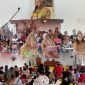 Plt Kadis Pendidikan Maluku Tenggara, Bin Raudha Arif Hanoeboen, SE.ME saat memberi sambutan sekaligus membuka Lomba Selasa 21/04/2026