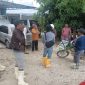 Puluhan Penambang datangi Camat Buntulia guna mengkonfirmasi pernyataan Pihak perusahaan atas pembongkaran Talang-talang milik mereka/Dok.Akulturasipost
