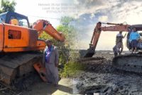 Pantauan Alat Berat Excavator HItachi oleh Tim Lapangan BKSDA(kiri)dan Lokasi Penangkapan di CA oleh Tim POS AL(kanan).Dok: Istimewa