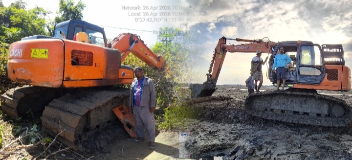 Pantauan Alat Berat Excavator HItachi oleh Tim Lapangan BKSDA(kiri)dan Lokasi Penangkapan di CA oleh Tim POS AL(kanan).Dok: Istimewa