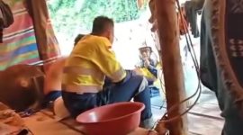 F./screenshoot Video Perdebatan yg berlangsung ketika pihak perusahaan mendatangi kem atau tempat tinggal sementara milik para penambang tradisional