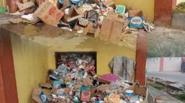 Tumpukan sampah TB 1 di sisi kiri dan kanan Gedung Rusun,08/10/3026,Dok. Istimewa
