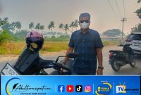 Harson Ali, warga pengendara Roda 2 yang mengaku kewalahan dengan kondisi kabut asap, Dok. Akulturasipost